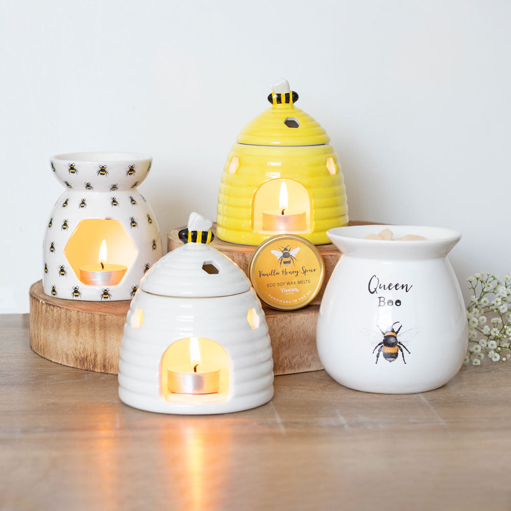Home fragrance, oil burners and candle wax melts, soy wax fragranced candles and aroma diffusers. 
