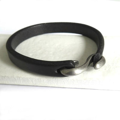 Men's Cowhide Leather Strap With Alloy Clasp Bracelet.
