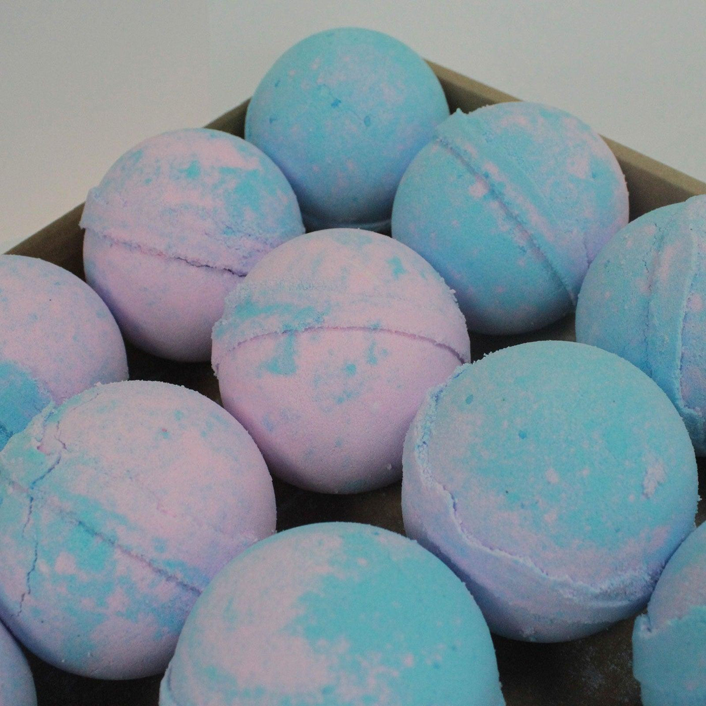 Baby Powder Floral Scent Shea Butter Bath Bomb