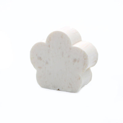 Box of 10 Paraben Free White Flower Guest Soaps - Lily of the Valley.