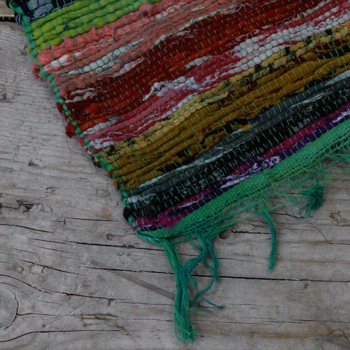 Eco Friendly Multicolour Stripped Indian Rag Rugs Green Accent 151 x 90cm. 