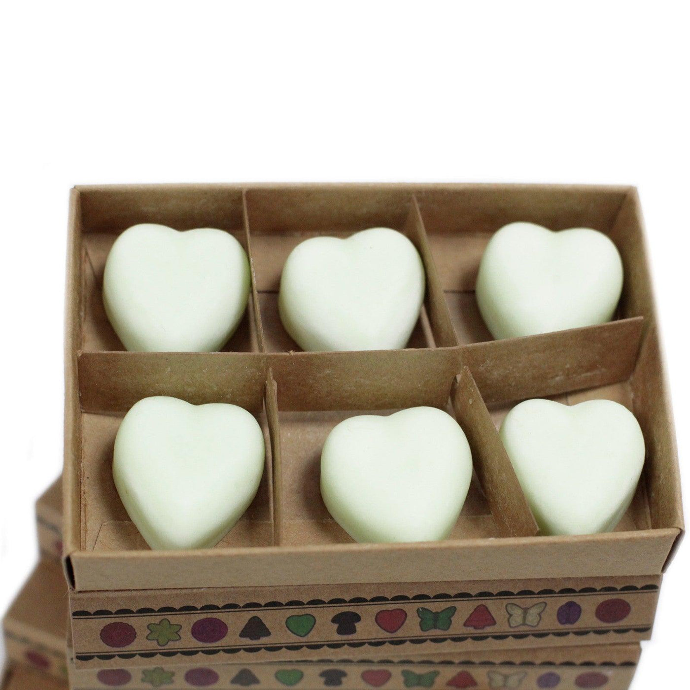 Box of 6 Light Green Heart Shaped Wax Melts - Apple Spice.